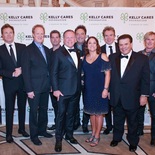 The Kelly Cares Foundation partners with the Band Chicago